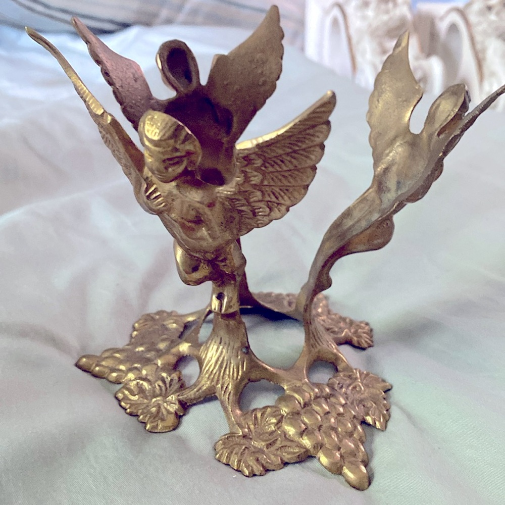 NWOT brass orb/candle holder. See photos for measurements